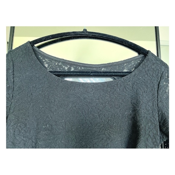 Little black dress - Picture 2 of 4